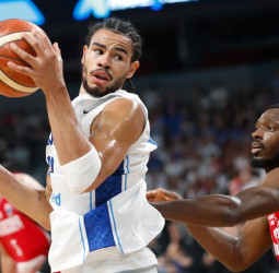 EuroLeague: FC Barcelona negocia con Olivier Nkamhoua para reforzar su juego interior