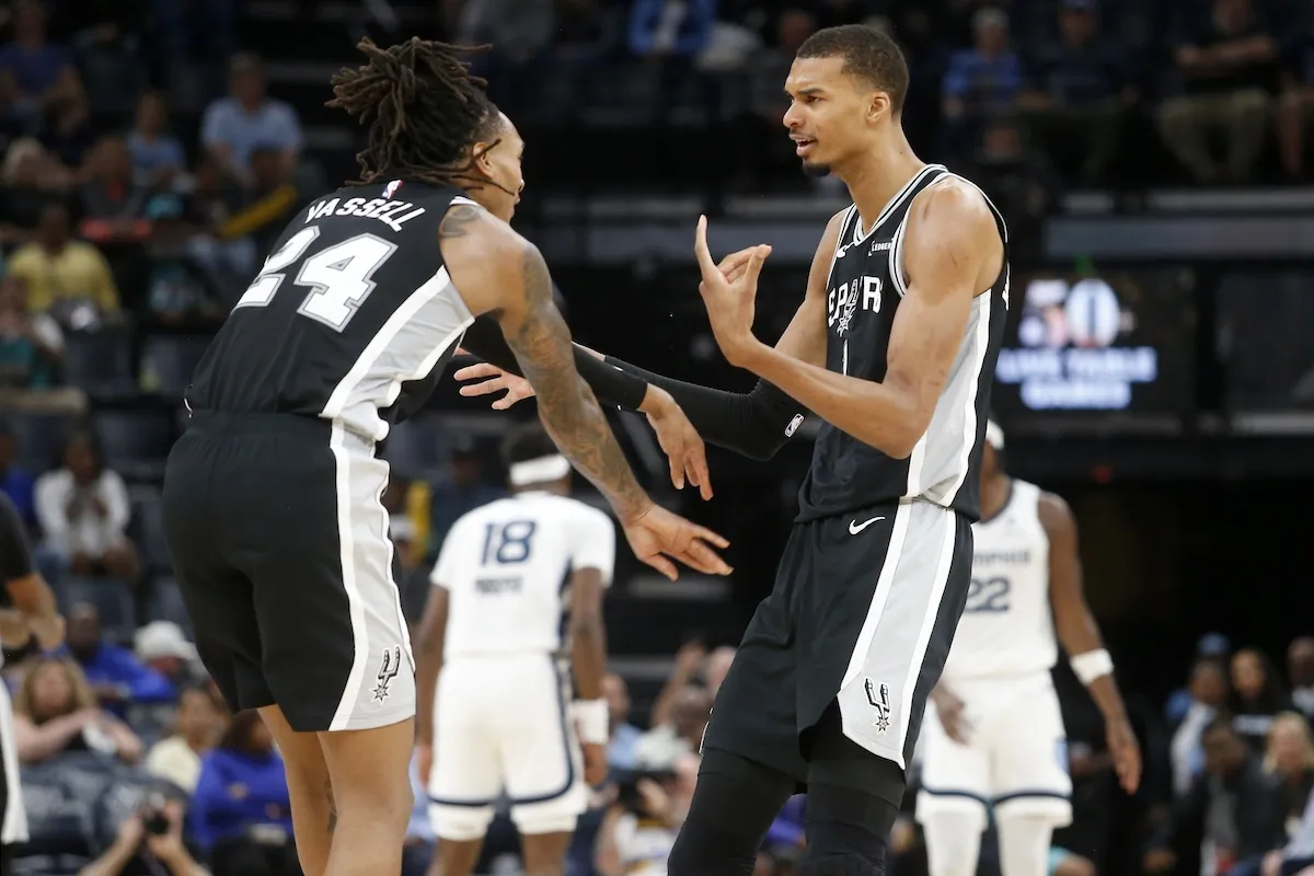 NBA: Victor Wembanyama impone su dominio interior y San Antonio Spurs arrolla a Memphis Grizzlies (123-98)