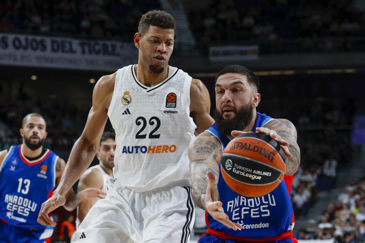 EuroLeague: Vincent Poirier podría salir de Anadolu Efes pese a tener contrato hasta 2027