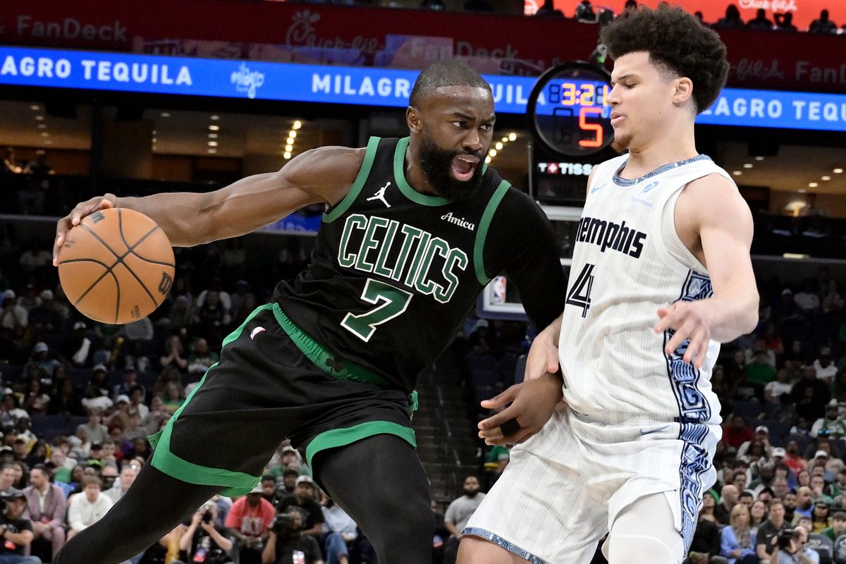 NBA: Jaylen Brown lidera la remontada de Boston Celtics (117-112) ante Memphis Grizzlies y afianza su segunda plaza del Este