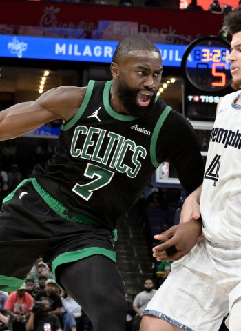NBA: Jaylen Brown lidera la remontada de Boston Celtics (117-112) ante Memphis Grizzlies y afianza su segunda plaza del Este