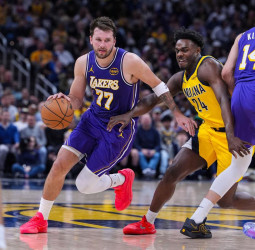 NBA: Luka Dončić firma 43 puntos y lidera el triunfo de Los Angeles Lakers ante Indiana Pacers (137-130)