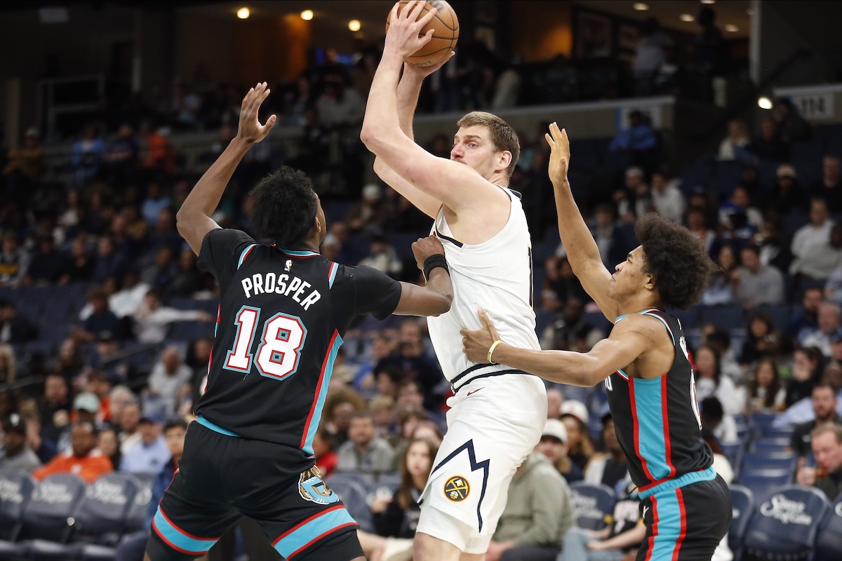 NBA: Ty Jerome lidera a Memphis Grizzlies (125-118) ante Denver Nuggets y corta una racha de ocho derrotas