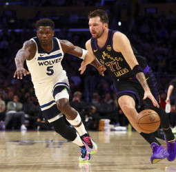 NBA: Luka Dončić firma triple-doble y Austin Reaves explota en la segunda mitad para dar a Los Angeles Lakers el triunfo ante Minnesota Timberwolves (120-106)