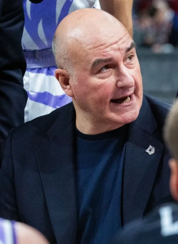 Jaume Ponsarnau renueva con Surne Bilbao hasta 2029