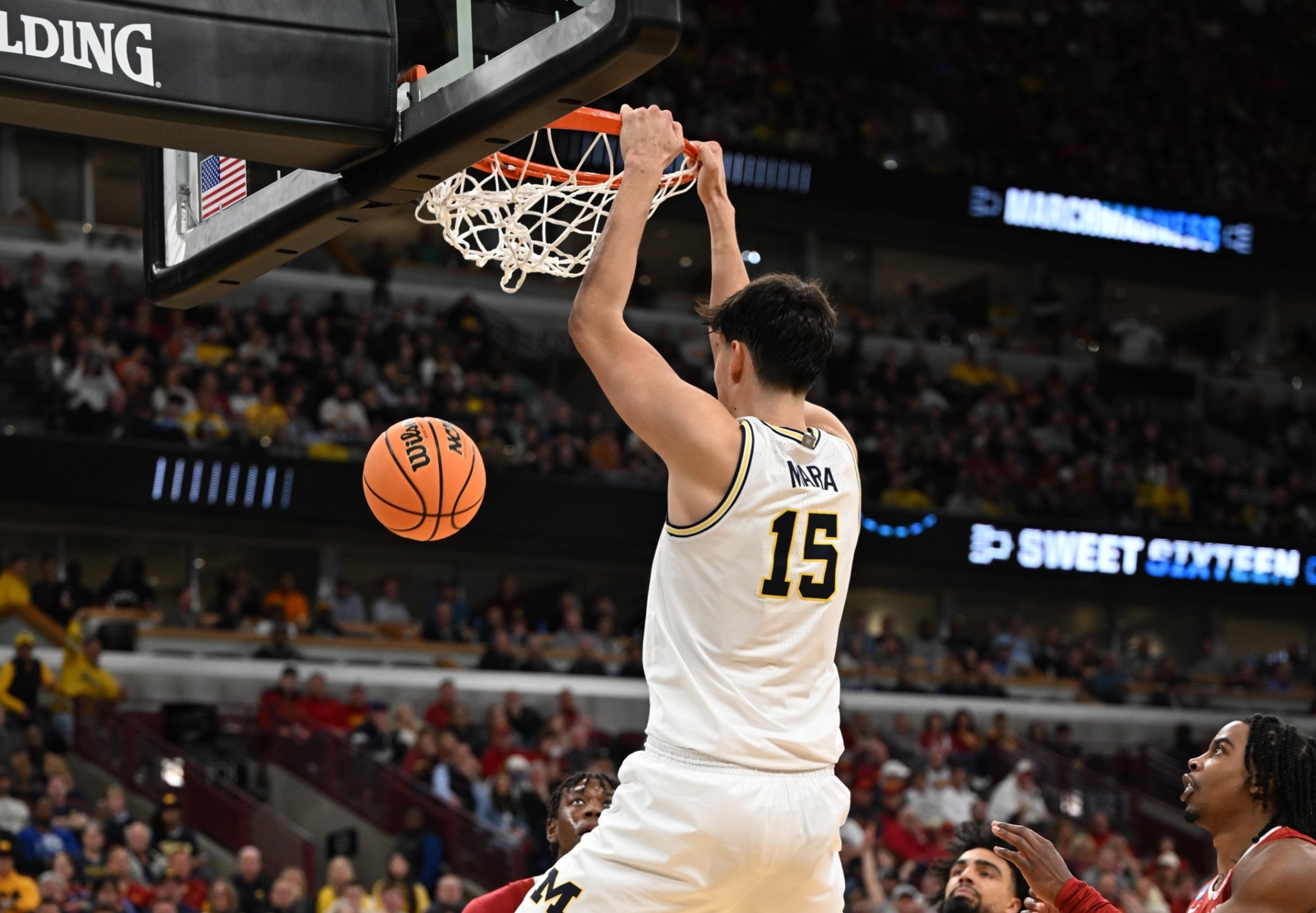 March Madness: Michigan avanza al Elite Eight con Aday Mara y España tendrá doble presencia entre los ocho mejores