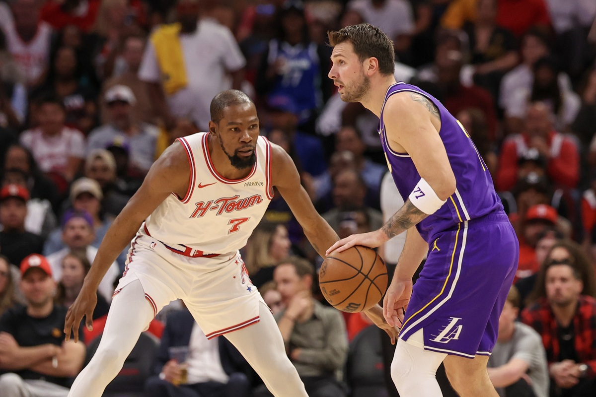 NBA: Luka Dončić y LeBron James impulsan a Los Angeles Lakers (124-116) ante Houston Rockets y amplían su racha a siete victorias