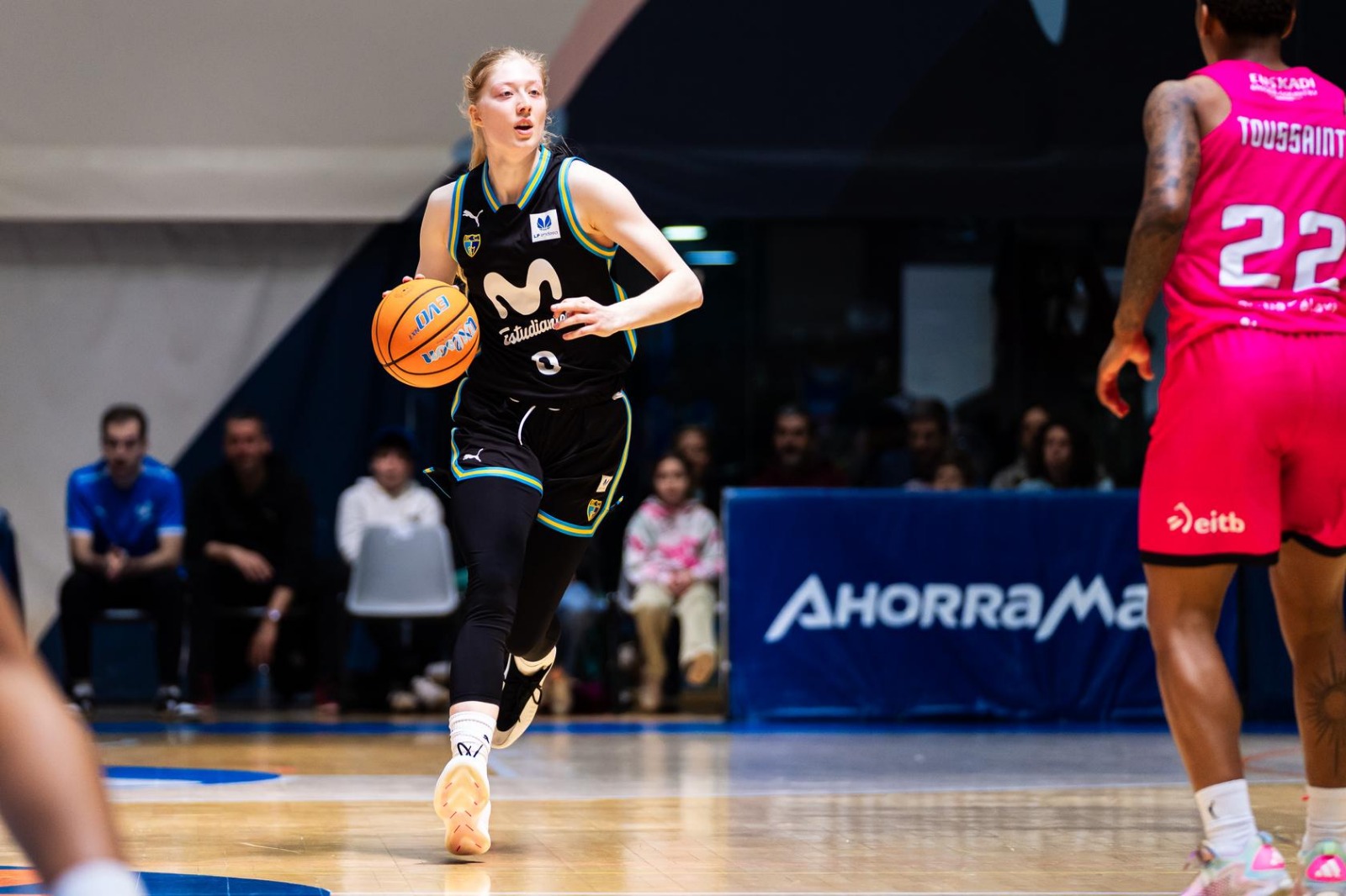 Movistar Estudiantes sufre para vencer a Araski a pesar de dominar la primera mitad del partido, 80-72