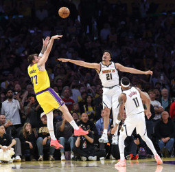 NBA: Luka Dončić decide en la prórroga y Los Angeles Lakers derrotan a Denver Nuggets (127-125)