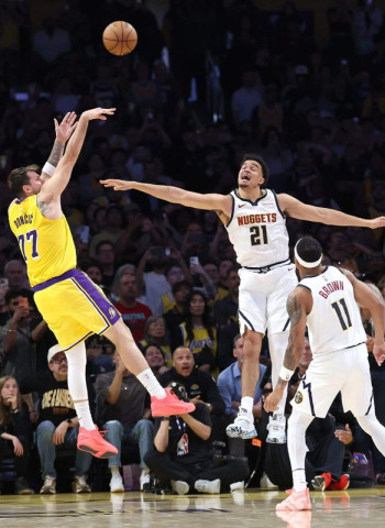 NBA: Luka Dončić decide en la prórroga y Los Angeles Lakers derrotan a Denver Nuggets (127-125)
