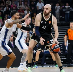 EuroLeague: Efes y ASVEL afrontan un duelo directo en la zona baja