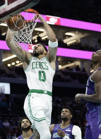NBA: Boston Celtics superan a Charlotte Hornets con autoridad liderados por Jayson Tatum (114-99)