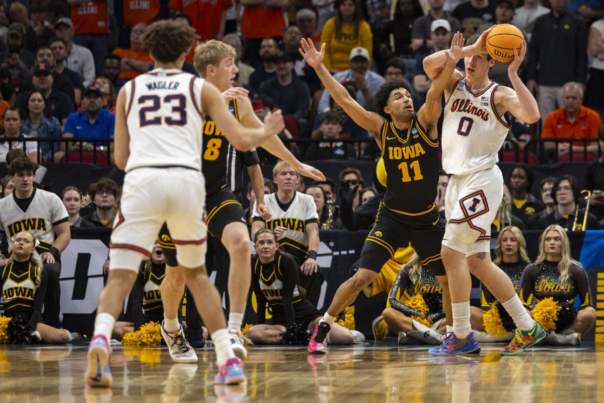 NCAA March Madness: Illinois elimina a Iowa y pone fin al sueño de Álvaro Folgueiras rumbo a la Final Four