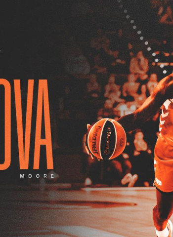 Omari Moore seguirá una temporada más como taronja
