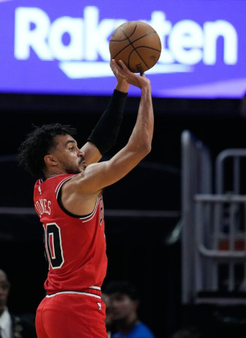 NBA: Matas Buzelis firma 41 puntos y decide en la prórroga el triunfo de Chicago Bulls ante Golden State Warriors (130-124)