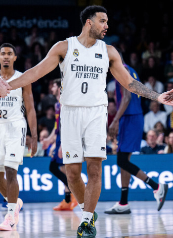 ACB: El Real Madrid arrasa en el Clásico y DeJulius firma una exhibición histórica en Manresa