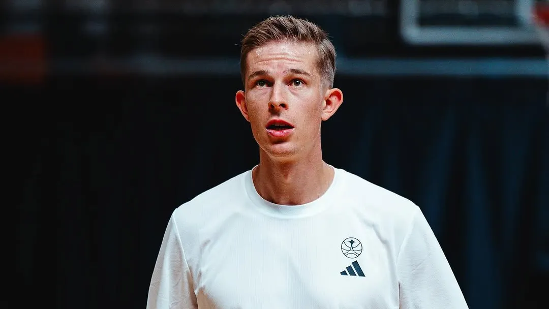 EuroLeague: Paris Basketball nombra a Julius Thomas entrenador interino tras la salida de Tabellini