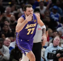 NBA: Luka Dončić firma 41 puntos y los Angeles Lakers superan a Brooklyn Nets (116-99)