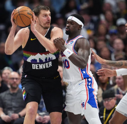 NBA: Christian Braun lidera a Denver Nuggets (124-96) ante Philadelphia 76ers en un duelo condicionado por las bajas