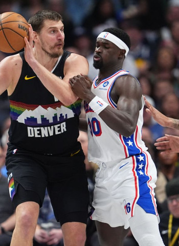 NBA: Christian Braun lidera a Denver Nuggets (124-96) ante Philadelphia 76ers en un duelo condicionado por las bajas