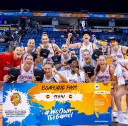 España certifica su billete a la Copa del Mundo ocho años después, 52-91