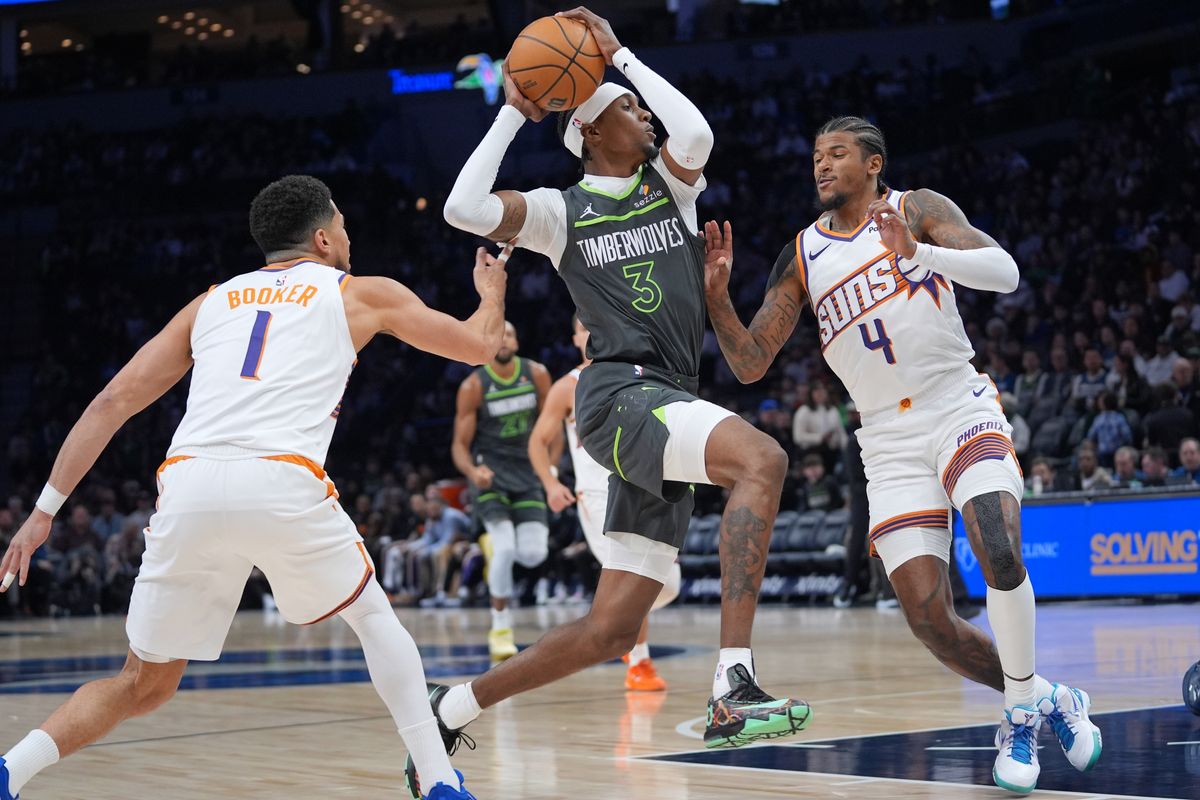 NBA: Julius Randle impulsa a Minnesota Timberwolves (116-104) ante Phoenix Suns y agrava su racha negativa
