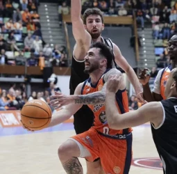 Primera FEB: Leyma Coruña supera a Cartagena y mantiene el liderato tras un duelo irregular (82-77)