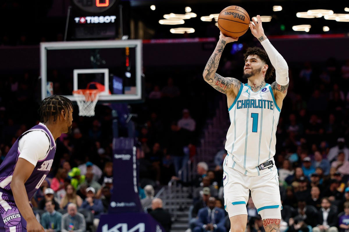 NBA: Charlotte Hornets (134-90) Sacramento Kings | Charlotte iguala su récord histórico de triples y firma su cuarta victoria consecutiva