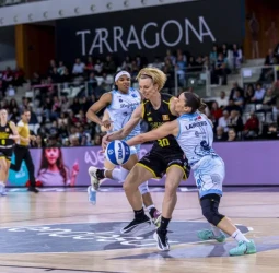 Debut soñado del vigente campeón. C.B. Jairis derrota con contundencia a Innova-TSN Leganés (72-56)