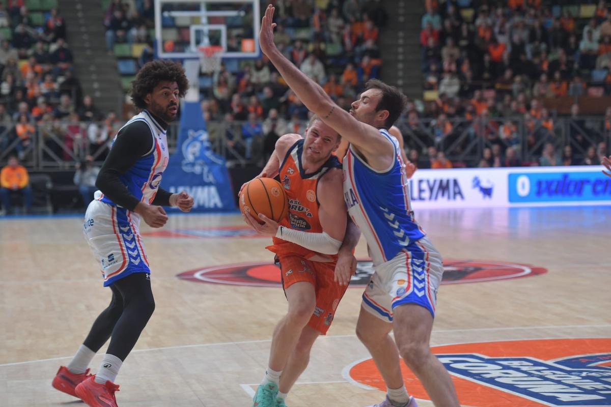 Primera FEB: el Leyma Coruña supera a un exigente Alicante (83-74)
