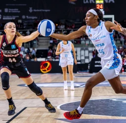 Un excelso Perfumerías Avenida atropella a Spar Girona y se convierte en el último semifinalista (53-76)