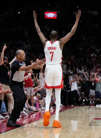 NBA: Kevin Durant supera a Michael Jordan y ya es el quinto máximo anotador de la historia