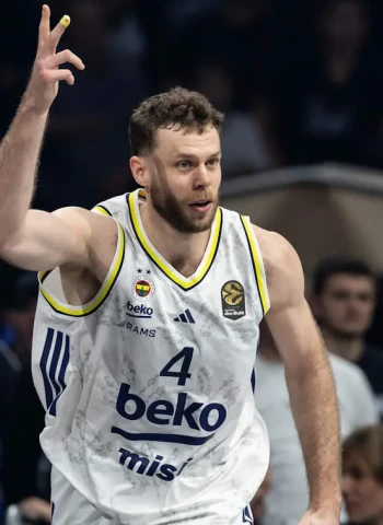 EuroLeague: Nicolo Melli seguirá en Fenerbahçe hasta 2028