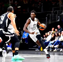 EuroLeague: Virtus Bolonia (82-88) Partizan | Bonga lidera el triunfo serbio en Italia