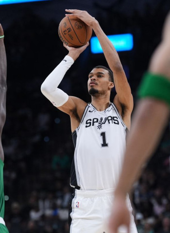 NBA: Victor Wembanyama lidera a los San Antonio Spurs ante los Boston Celtics (125-116) con 39 puntos y ocho triples