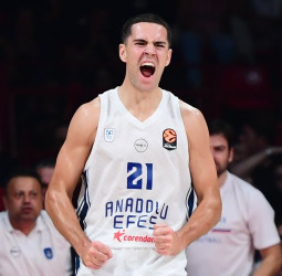 EuroLeague: Bayern Múnich (80-81) Anadolu Efes | Cole Swider decide con un triple sobre la bocina tras una gran remontada