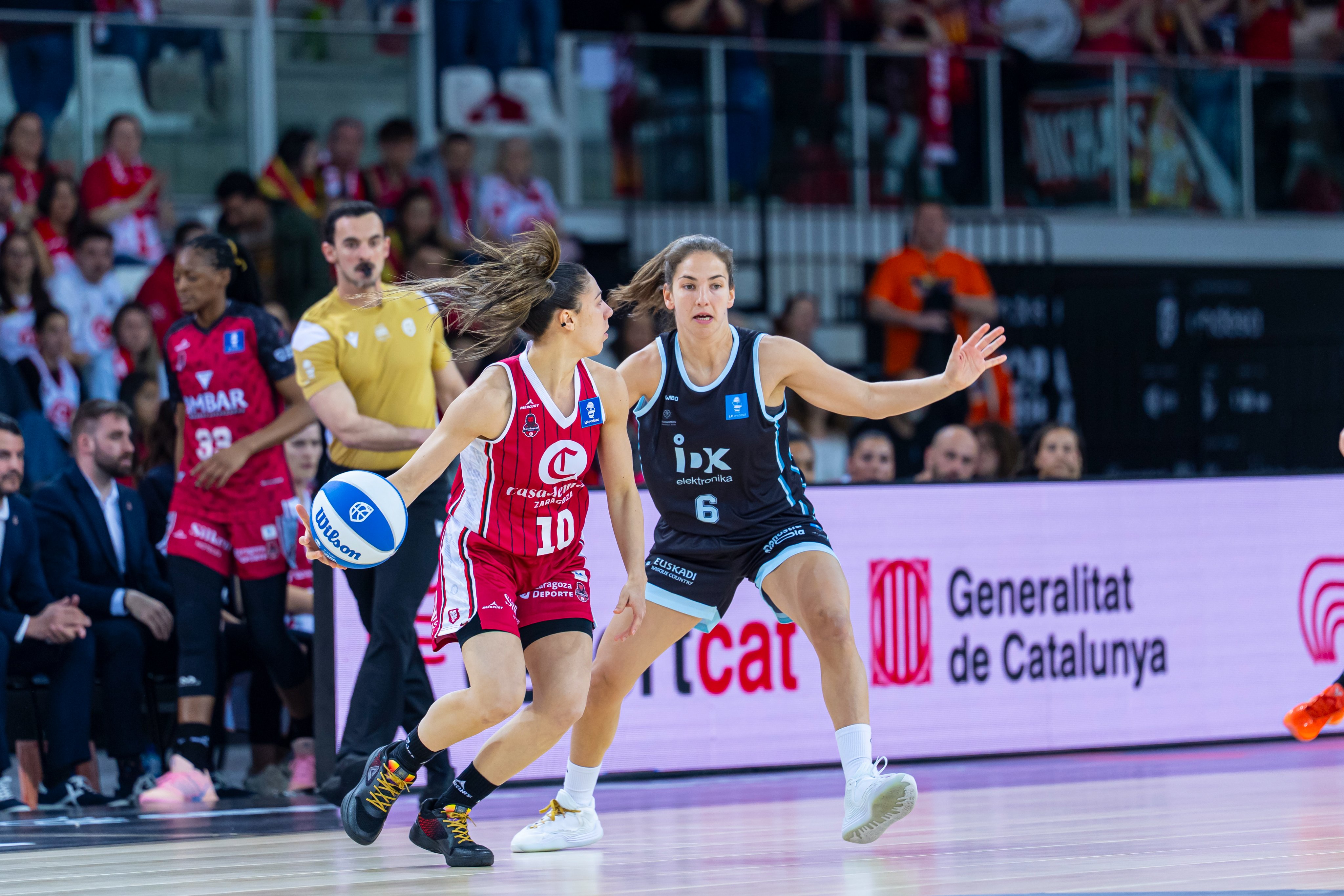 Casademont Zaragoza es el primer semifinalista tras derrotar a un combativo IDK (71-61)
