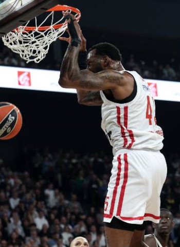 EuroLeague: Olympiacos gana a ASVEL y se coloca líder de la clasificación (74-82)