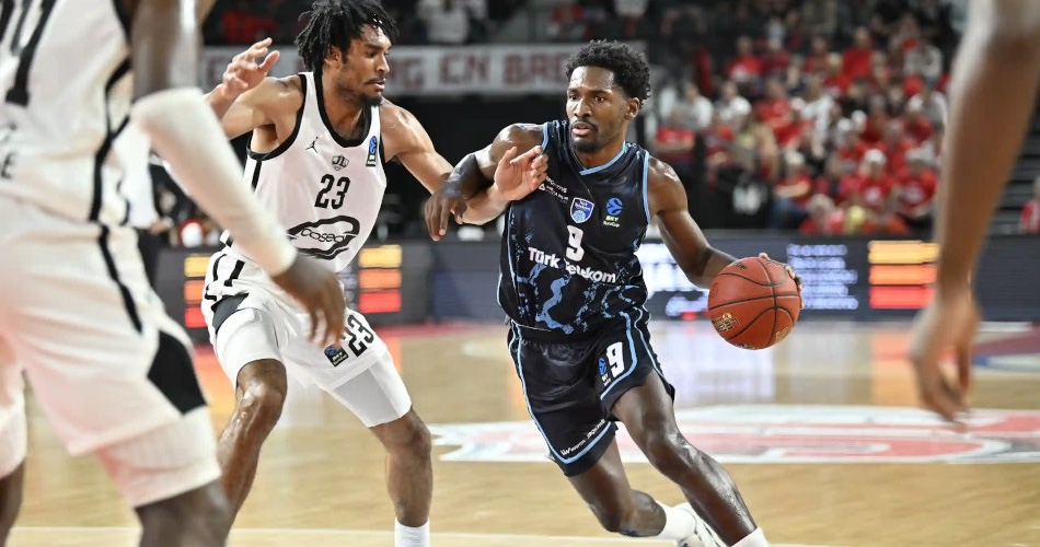 EuroCup: JL Bourg domina a Turk Telekom y se clasifica para la final de la BKT EuroCup (94-78)