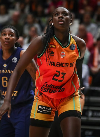 Awa Fam se unirá a Project B tras abonar su cláusula de salida al Valencia Basket