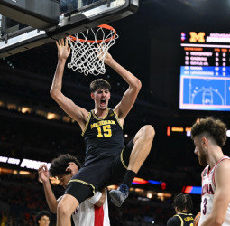 NCAA: Aday Mara impulsa a Michigan a la final ante UConn tras dominar a Arizona
