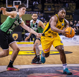 Basketball Champions League: AEK remonta ante Joventut y golpea primero en los cuartos (87-84)