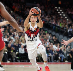NCAA: Matteo Spagnolo explora la vía del baloncesto universitario para la próxima temporada