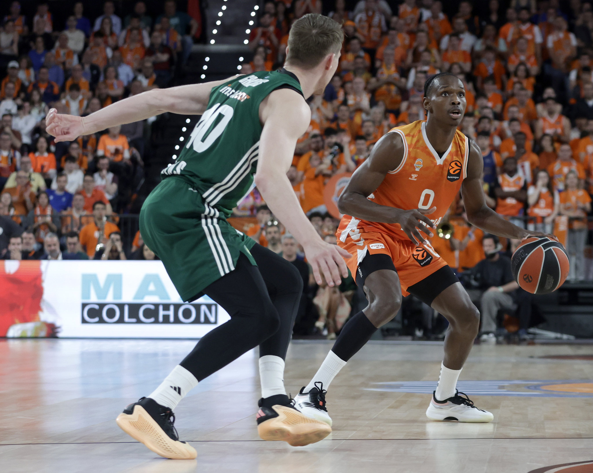 EuroLeague: Valencia Basket se queda a un paso y Panathinaikos toma ventaja (67-68) [0-1]