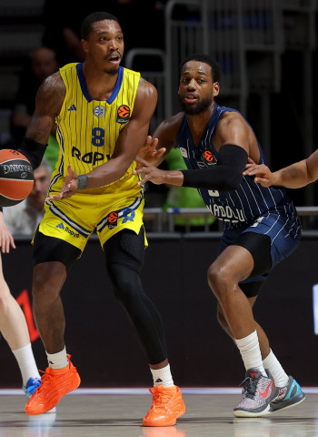 EuroLeague: Maccabi Tel Aviv domina al Anadolu Efes y prolonga su crisis con una contundente victoria (103-89)