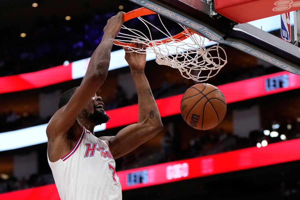 NBA: Wembanyama domina, Brown y George se desatan en una noche de marcadores desorbitados