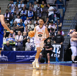 Monbus Obradoiro no dio ninguna oportunidad al COB en el otro derbi (94-57)