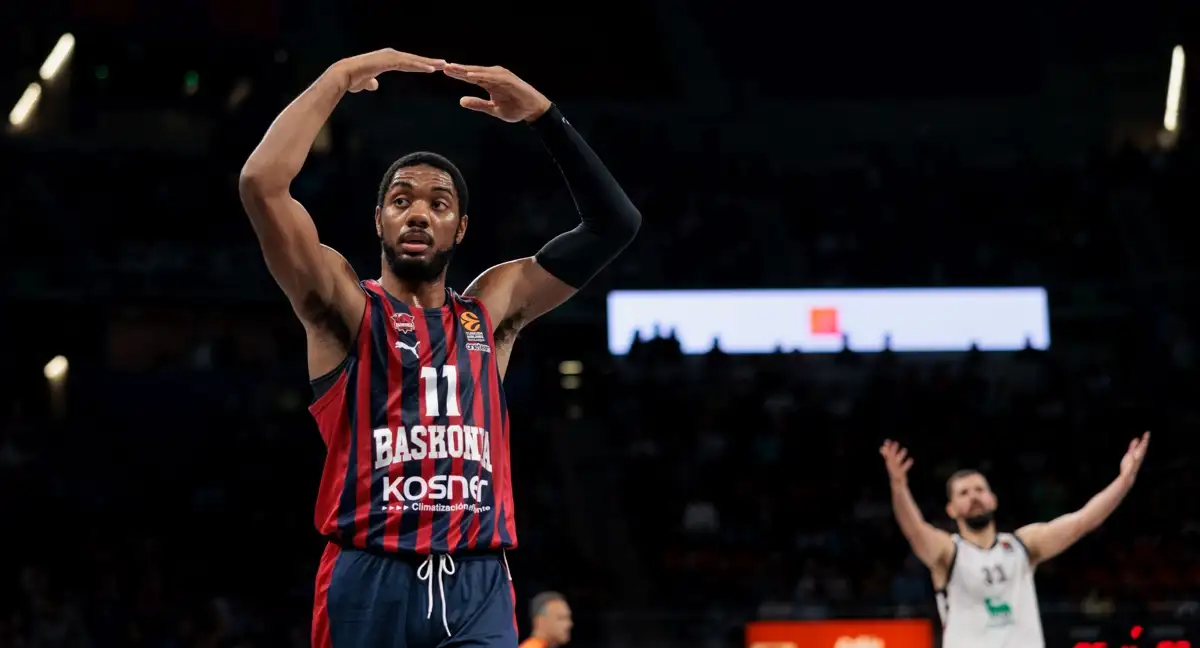 EuroLeague: Fenerbahçe ata a Trent Forrest para las dos próximas temporadas
