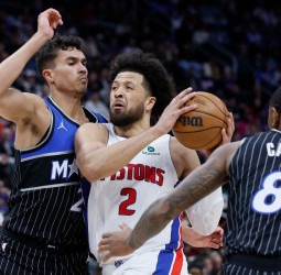 NBA: Cade Cunningham firma 45 puntos y mantiene vivos a los Pistons ante Magic (116-109)