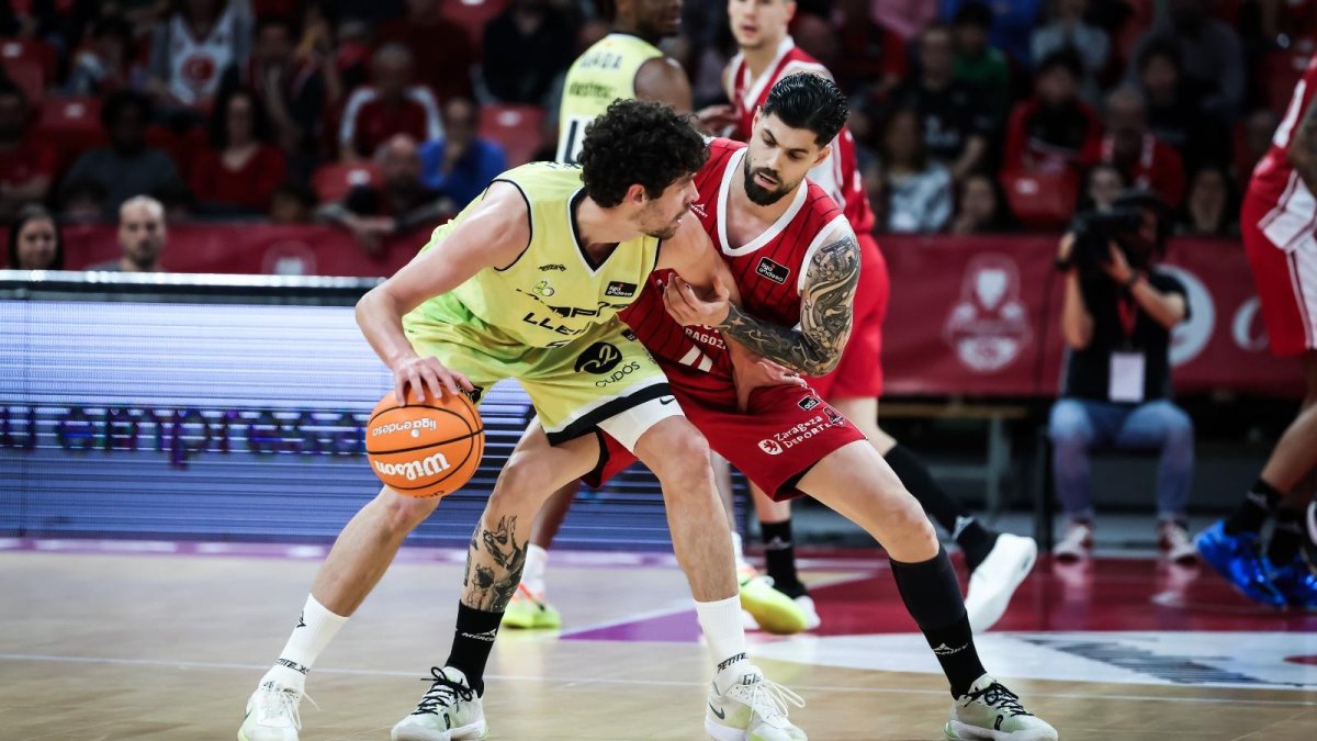 Robinson Leads Casademont Zaragoza to Crucial Victory Over Hiopos Lleida (107-91)